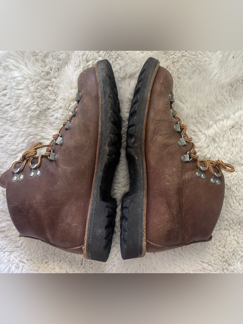 Danner Mountain Light Brown Boots Size: 7.5 - Picture 4 of 7